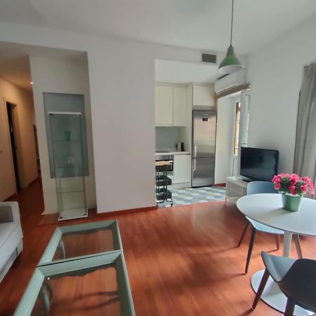 Alameda 1 Dormitorio Seville Exterior photo