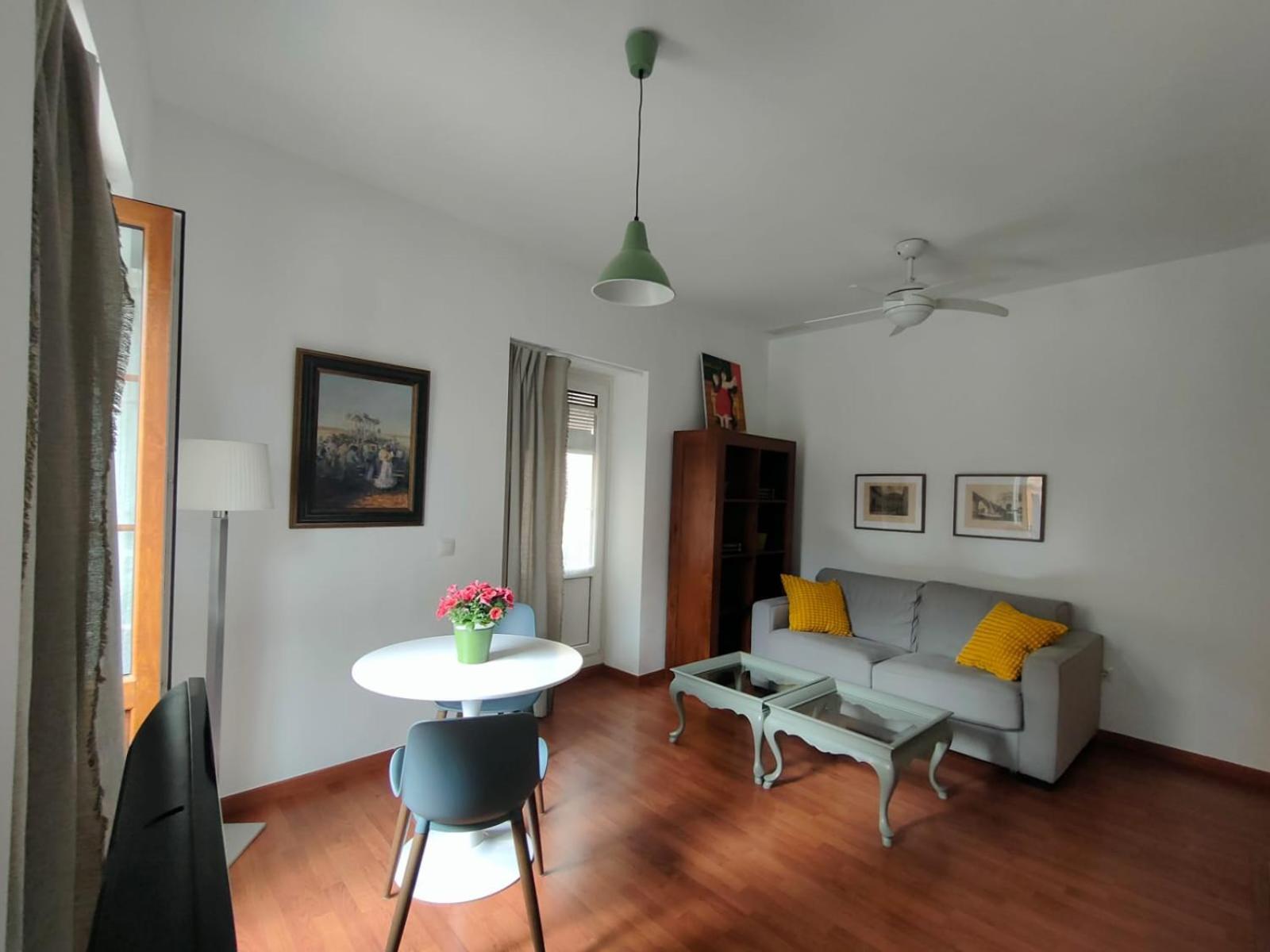 Alameda 1 Dormitorio Seville Exterior photo